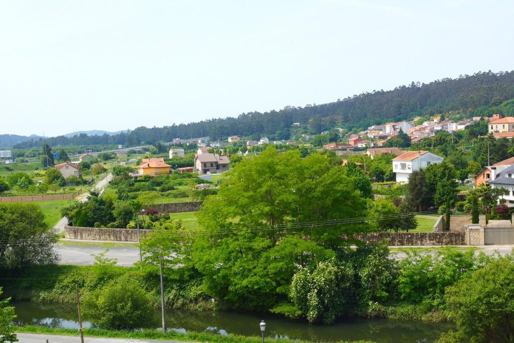Albergue Pension Flavia ปาดรอน ภายนอก รูปภาพ