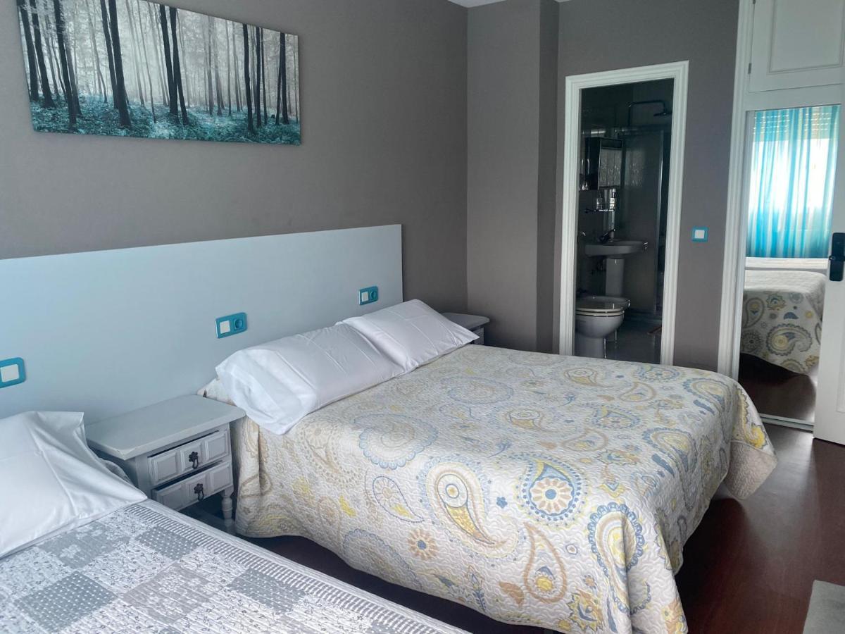 Albergue Pension Flavia ปาดรอน ภายนอก รูปภาพ